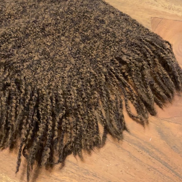 Handmade Brown Wool Irish Scarf - Picture 3 of 4